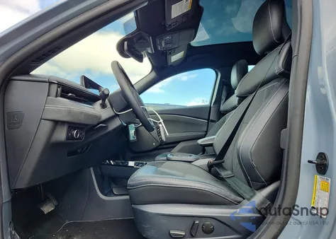 2025 Ford Mustang Mach-E Gt z USA, uszkodzony, nr VIN 3FMTK4SX8SMA46079